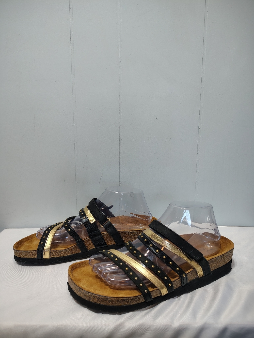 Naot Prescott Sandals Women’s EU 41 US 10 Black Gold Studded Leather Comfort - Picture 2 of 9